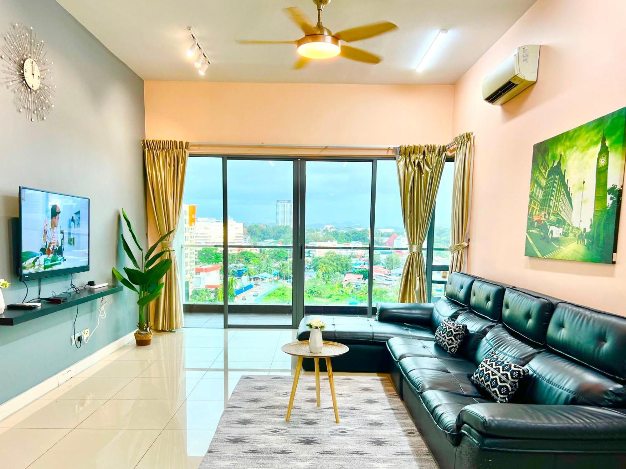 Capital O 90987 The Loft Residences Homestay @ Imago Shopping Mall 2 Kampong Sembulan Exterior foto
